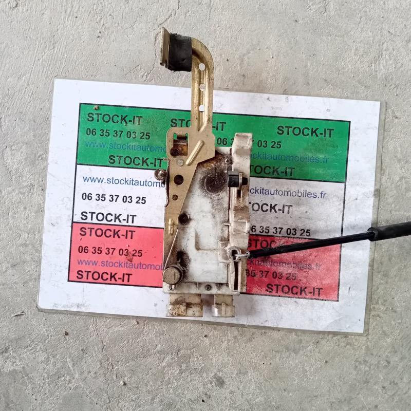 Serrure de porte  Avant Gauche  ALFA ROMEO 155
