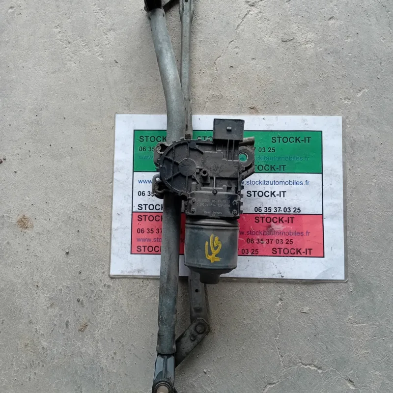 Moteur essuie glace avant Fiat Doblo 64343418
