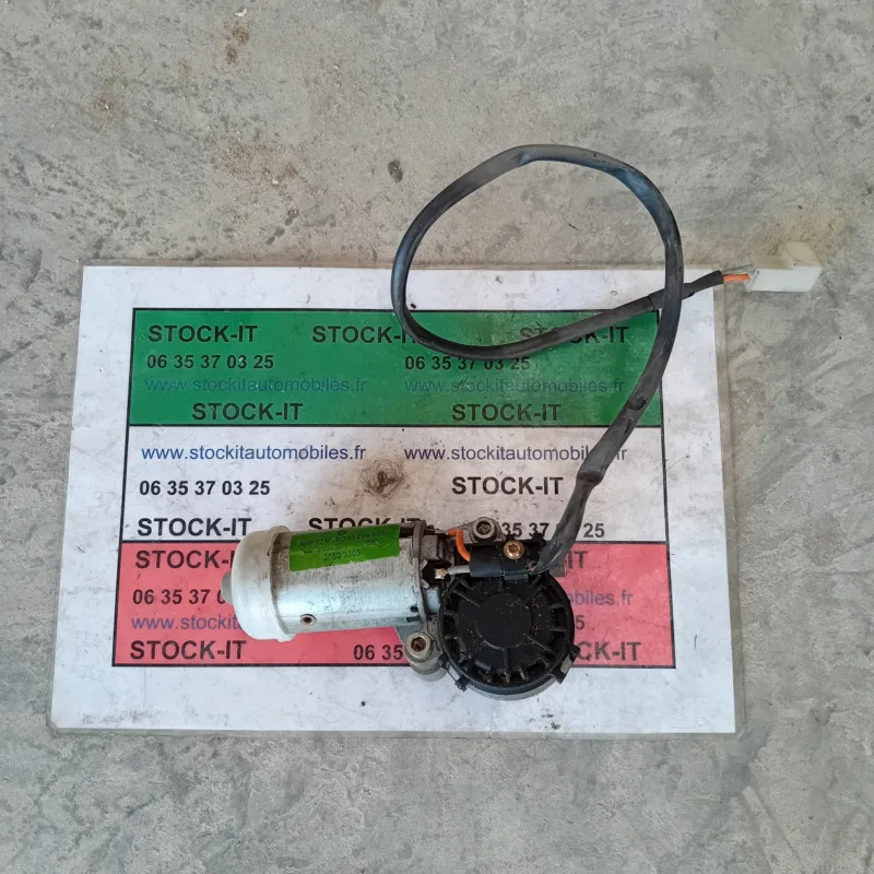 Moteur   Alfa Roméo 166 1999 avant Droit Siège Électrique 0390206605