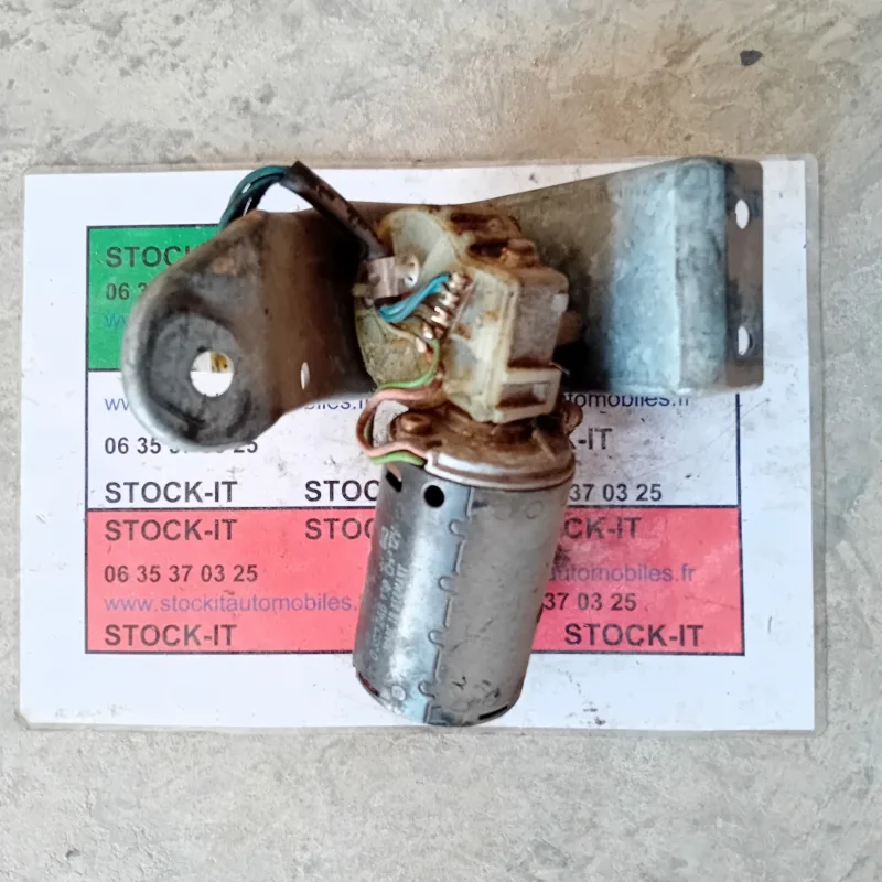 Moteur d'essuie-glace pour pare-brise - Bosch 0 390 256 076 - Alfa 155 / Fiat Tipo / Lancia Dedra -