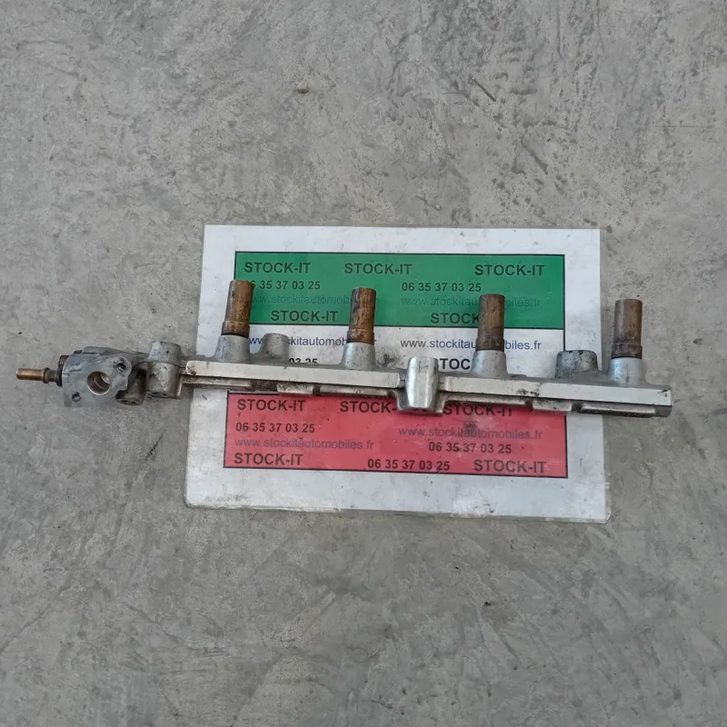 RAMPE D´INJECTEUR / BOSCH 0261555016