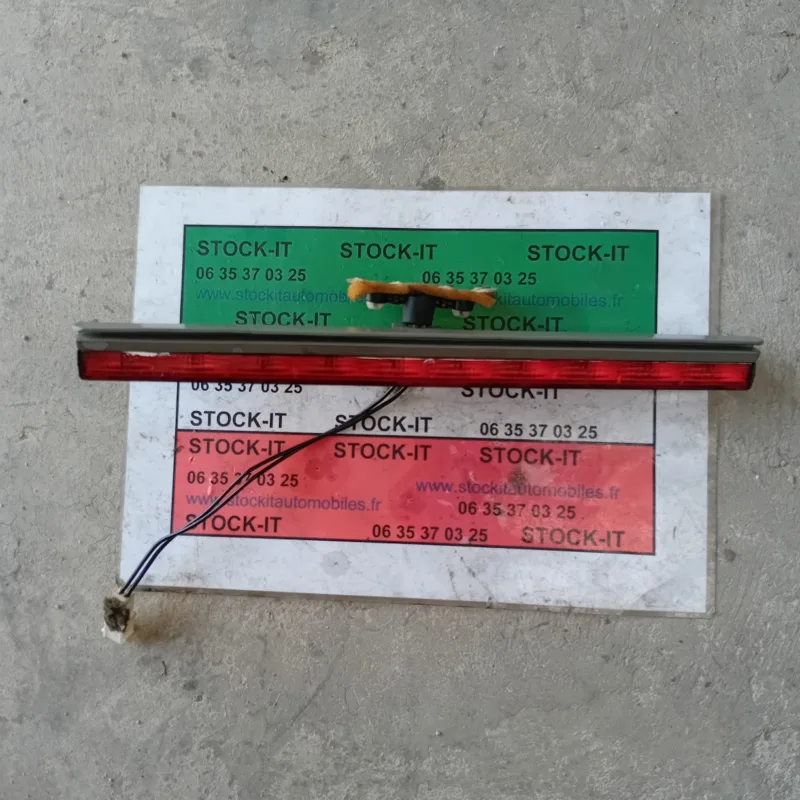 3ème Feu Stop ALFA ROMÉO 156