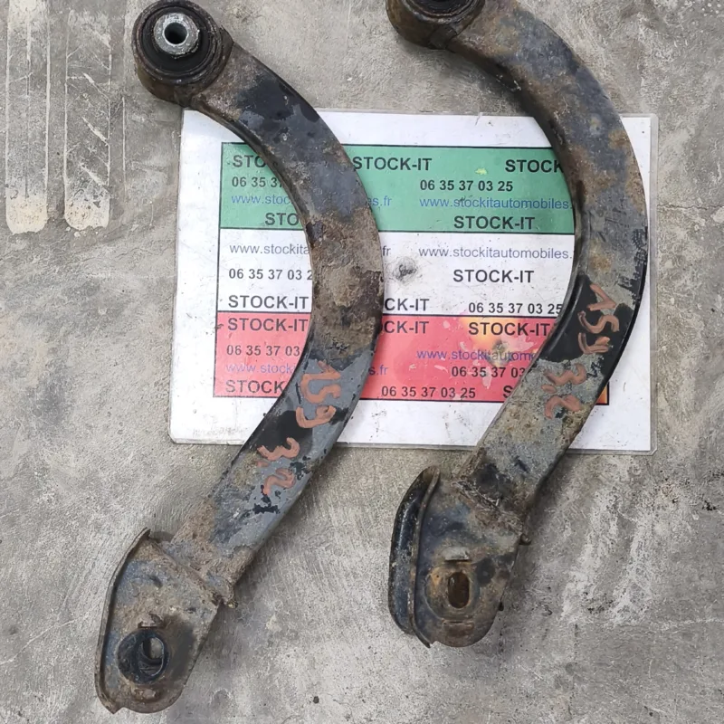 Bras de suspension arrière Alfa Roméo 159 3.2 ( la paire )
