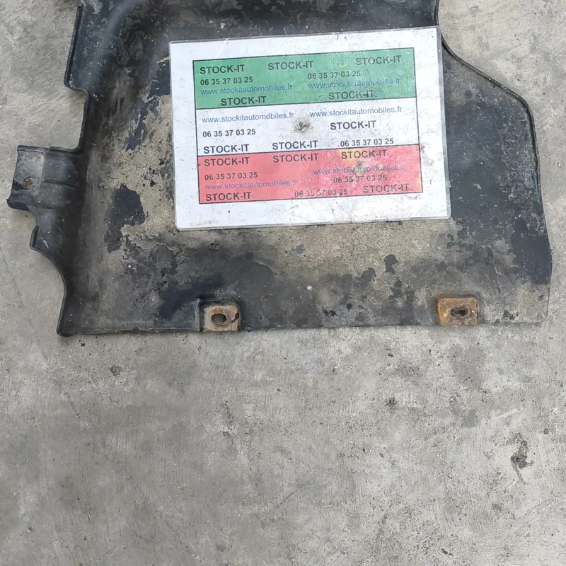 Plaque de protection sous moteur