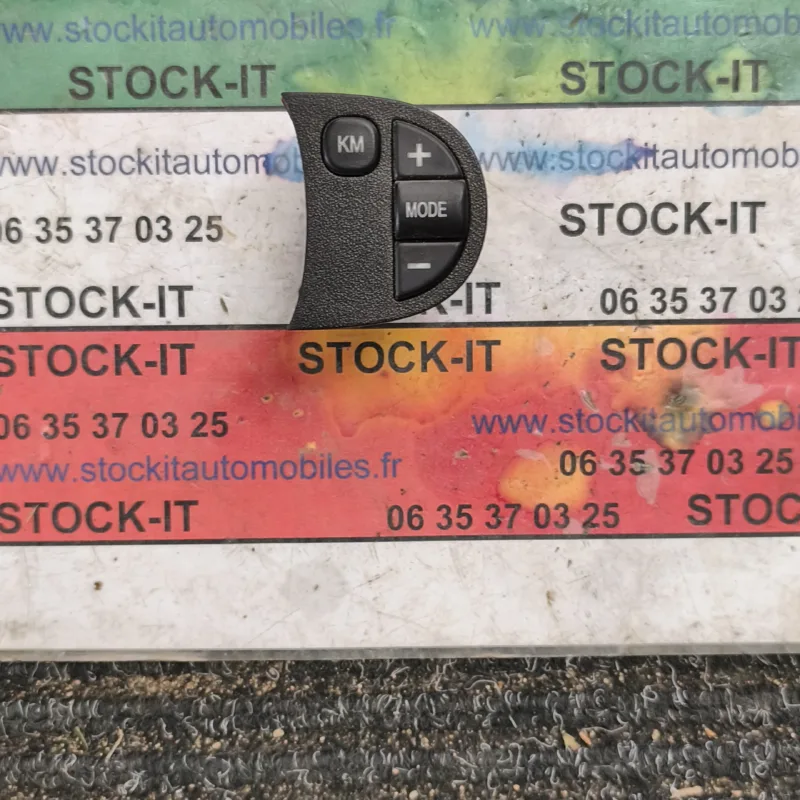 Commutateur multiple tableau de bord Alfa Roméo 147 / GT