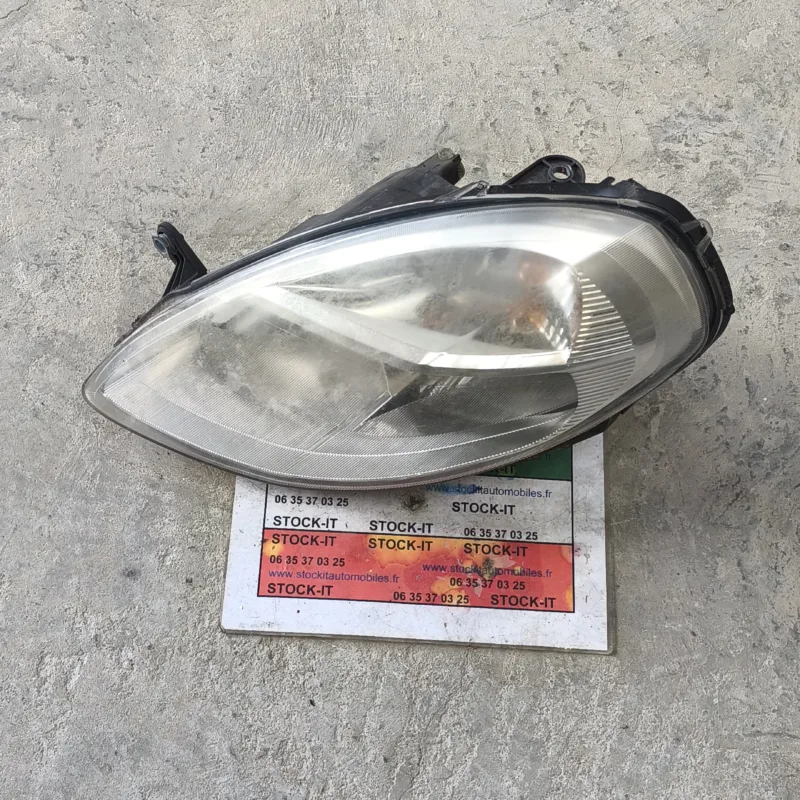 Phare AVG LANCIA YPSILON