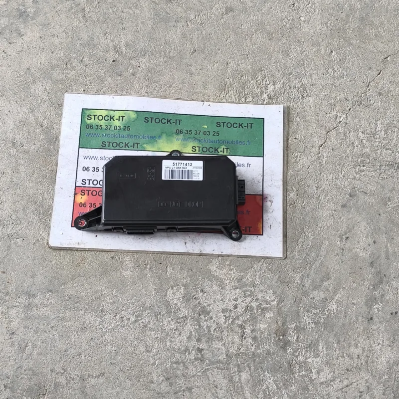Boîtier Confort pour Lancia Ypsilon 51771412 d'occasion
