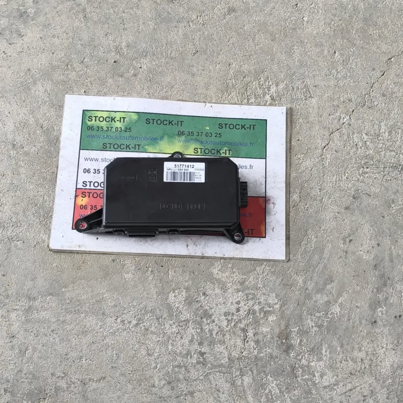 Boîtier Confort pour Lancia Ypsilon 51771412 d'occasion