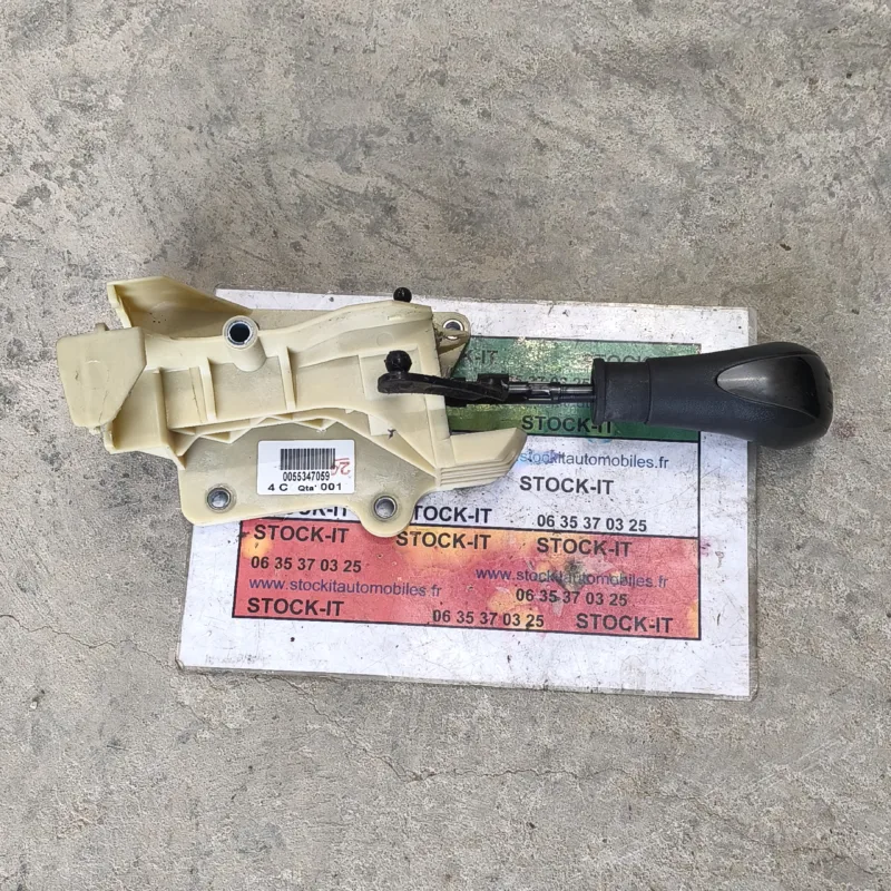 ENGRENAGE À EFFET DE LEVIER DE COMMANDE LANCIA YPSILON 55347059