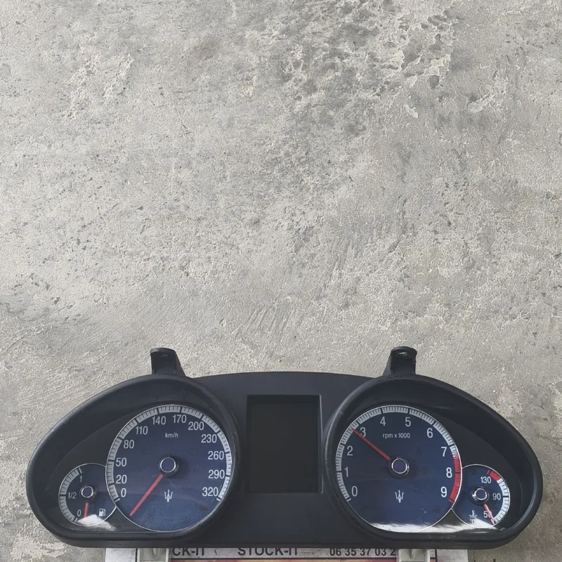 Compteur de vitesse MASERATI Quattroporte 216856   503000810301