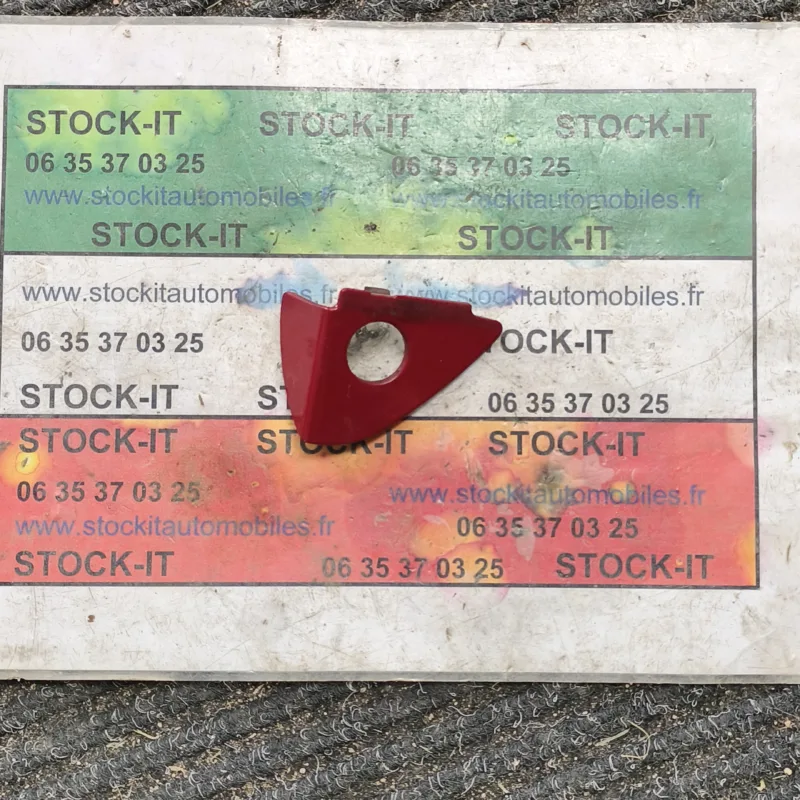 Cache serrure avant gauche couleur rouge ALFA ROMÉO 159