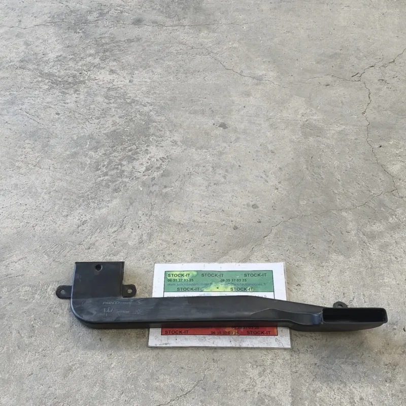 67211600 CONDUIT D'AIR DU PILIER B GAUCHE Maserati Quattroporte