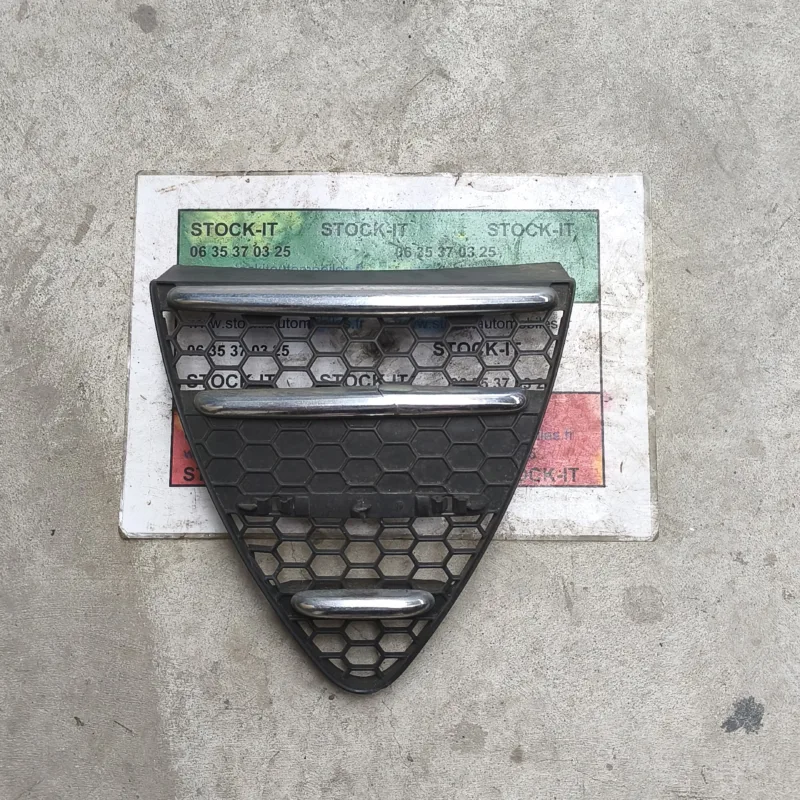 Alfa Roméo GTV SPIDER Grille de calandre avant