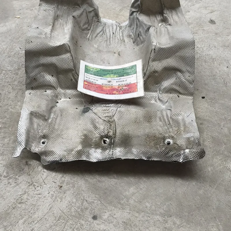 82653500 Pare chaleur Centrale arrière MASERATI Quattroporte