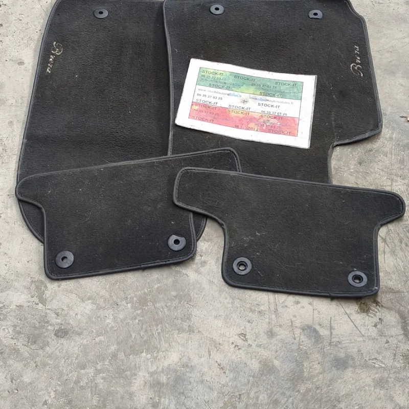 Lot de 4 tapis ALFA ROMEO BRERA