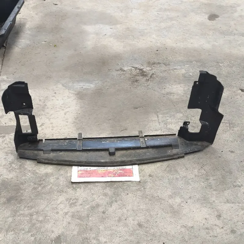 GRILLE DE RADIATEUR AVANT / 50507982  POUR ALFA ROMEO BRERA