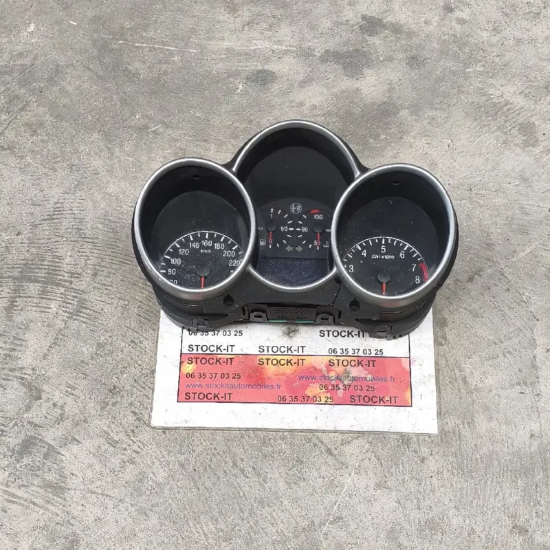 735290179 Alfa Romeo 147 Compteur de vitesse tableau ...