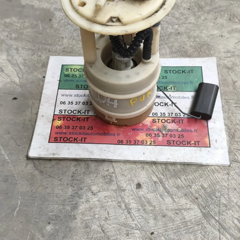 Fiat Punto (188) Pompe à carburant 46523407