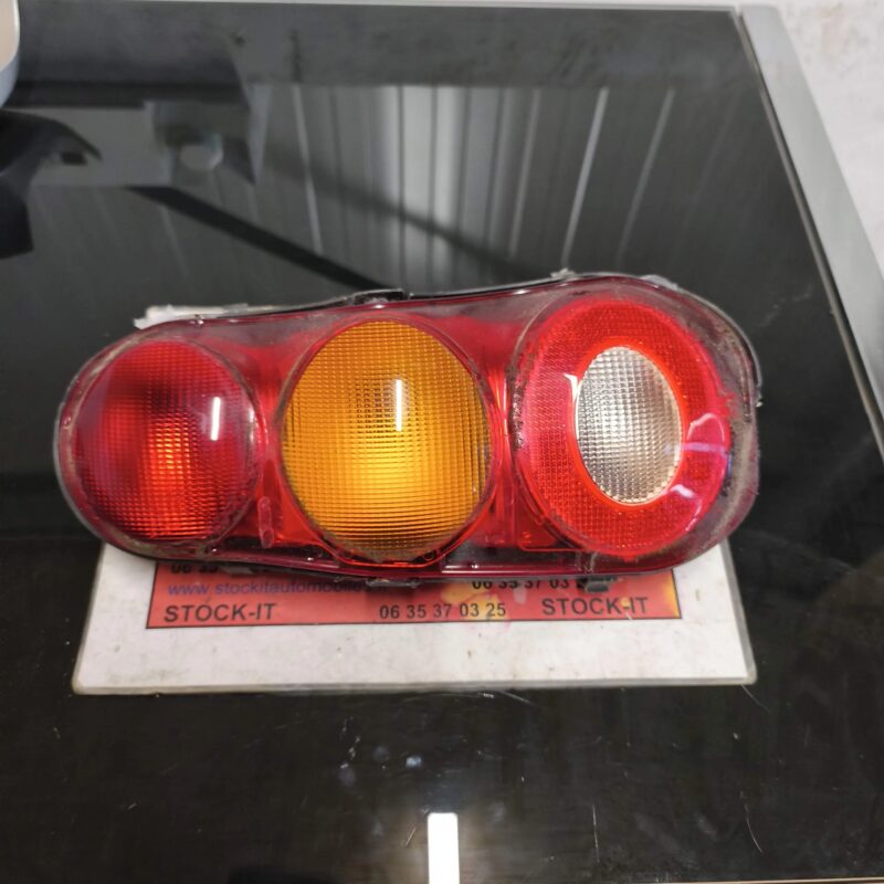 SMART  Phare Arrière Droit 253034 R